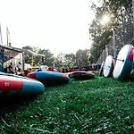 Camp *