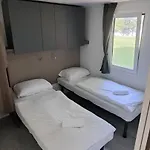 キャンプ場 Camp ヴェレニエ